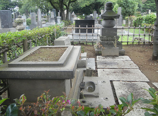 岡倉天心の墓